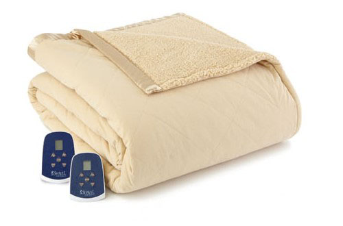 Cabin that has Electric Blankets